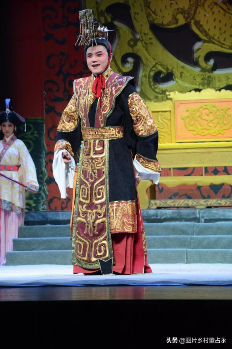 河南省驻马店青年豫剧团「图说戏曲许昌鄢陵县豫剧一团黄河戏曲节之一驻马店青少年宫」