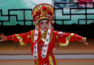 戏曲红色大袍子是什么意思