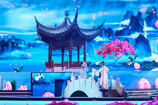 汤显祖的戏剧作品是他强烈的现实主义的表现