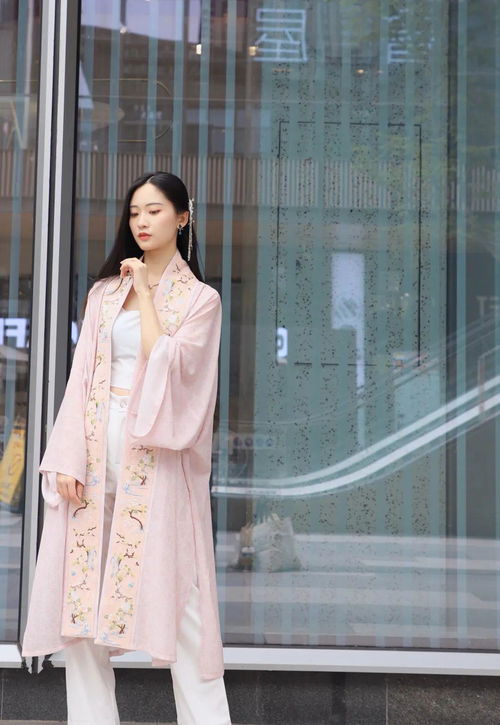 戏曲汉服搭配什么衣服好看女